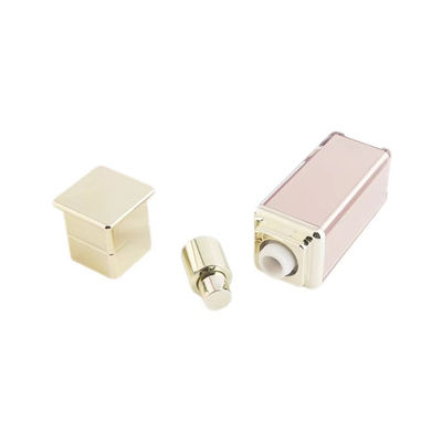 Luxe roze acryl lotion pompfles met gouden dop, lekkagebestendige cosmetische pompfles voor huidverzorging verpakking