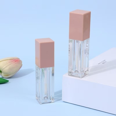Lipgloss Game Changer Draaiende en terugtrekbare buis in verschillende kleuren voor internet beroemdheden