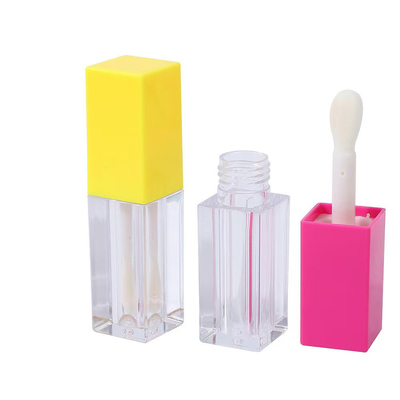 Schattige cartoon Lipbalm Nieuwe stijl lege container Custom Logo Cosmetische make-up Lipstick Case Verpakkingsbuizen