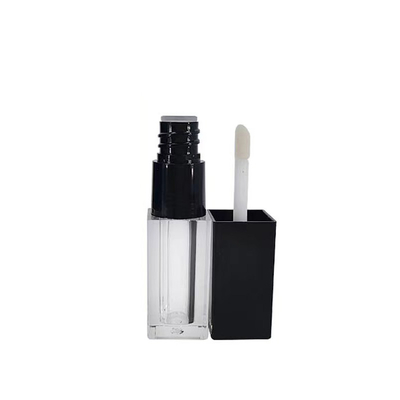 Custom 4g lege ronde mond Lipstick buis met rubberen zegel schroef sluiting Plastic Lipbalm buis voor cosmetische container verpakking
