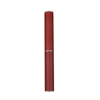 Revolutionaire cosmetische verpakking 5g plastic lippenstiftbuis in mat zwart of andere kleuren met draaiend en terugtrekend ontwerp