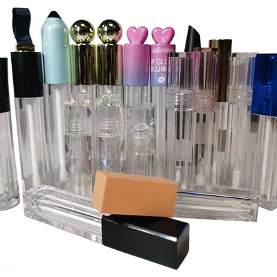 Persoonlijke verpakking voor make-up lippenstift en lippengloos Plastic lippenstift container