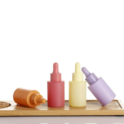 Lege etherische olie fles aangepaste kleur met zwarte druppelaar 5ml 10ml 15ml 20ml 30ml 50ml 100ml