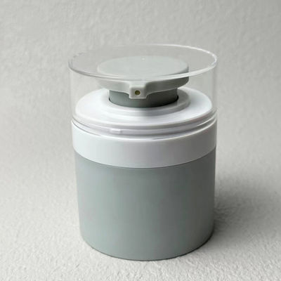 PP Materiaal Cilindrische Airless Dispenser Fles met 30g 50g 100g Geselecteerd Gebruikt voor Lotion Persoonlijke Verzorging