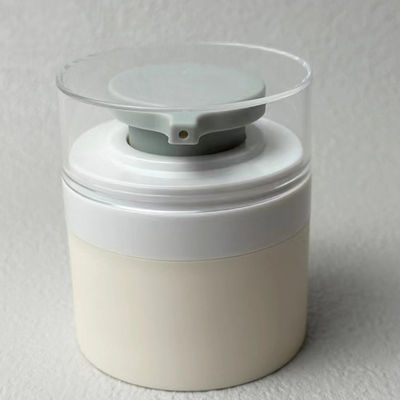 PP Materiaal Cilindrische Airless Dispenser Fles met 30g 50g 100g Geselecteerd Gebruikt voor Lotion Persoonlijke Verzorging