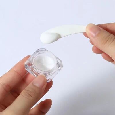 Draagbare Reisskincare Pot PS Materiaal 3g 5g Transparante Crème Pot met Meerdere Kleuropties Ondersteunt Kleur Zeefdruk Op Maat Gemaakt Gebruikt voor Huidverzorgingsverpakking