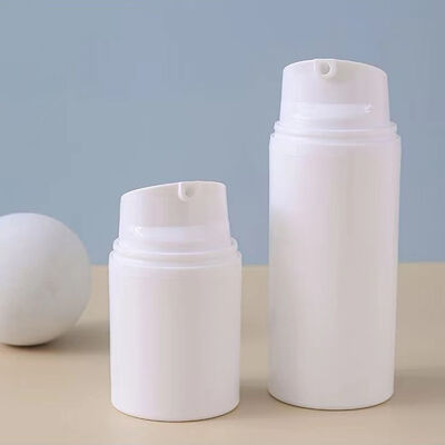 Aanpasbare Witte Snap Lock Airless Vacuümpomp Fles Huidverzorging Lotion Serum 30/50/75ml Container Custom Logo Kleur